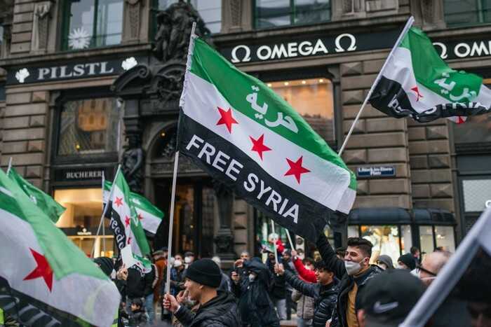 Олигарх под санкциями США Мохаммед Хамшо отзывает иск о клевете против сирийского активиста