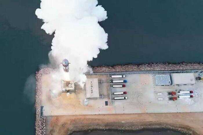 Китай протестировал ракету для доставки онлайн-посылок
