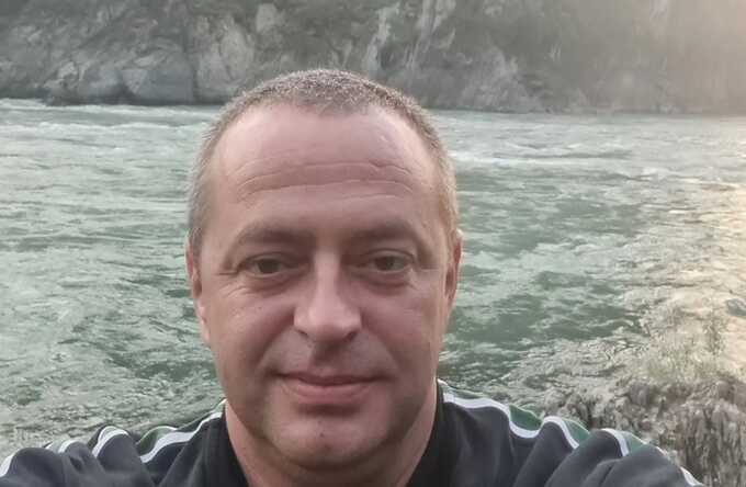 Бывший топ-логист Антон Буянов пойман на подделке документов и шантаже ради характеристик
