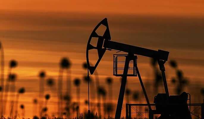 Российская нефть в мае стоила почти на 40% дешевле запланированного