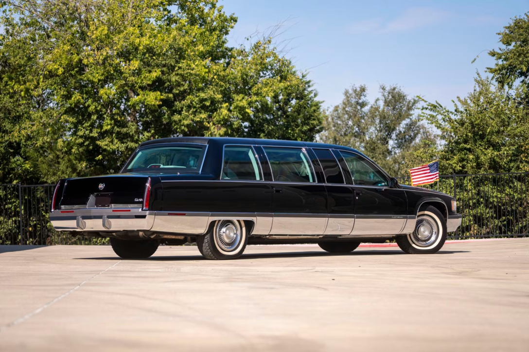 лимузин кадиллак, Cadillac Fleetwood Brougham, лимузин Cadillac, Билл Клинтон, авто Билла Клинтона