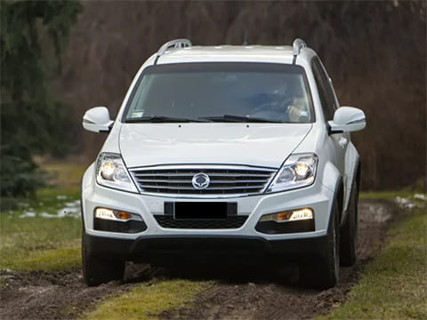 Автомобиль SsangYong